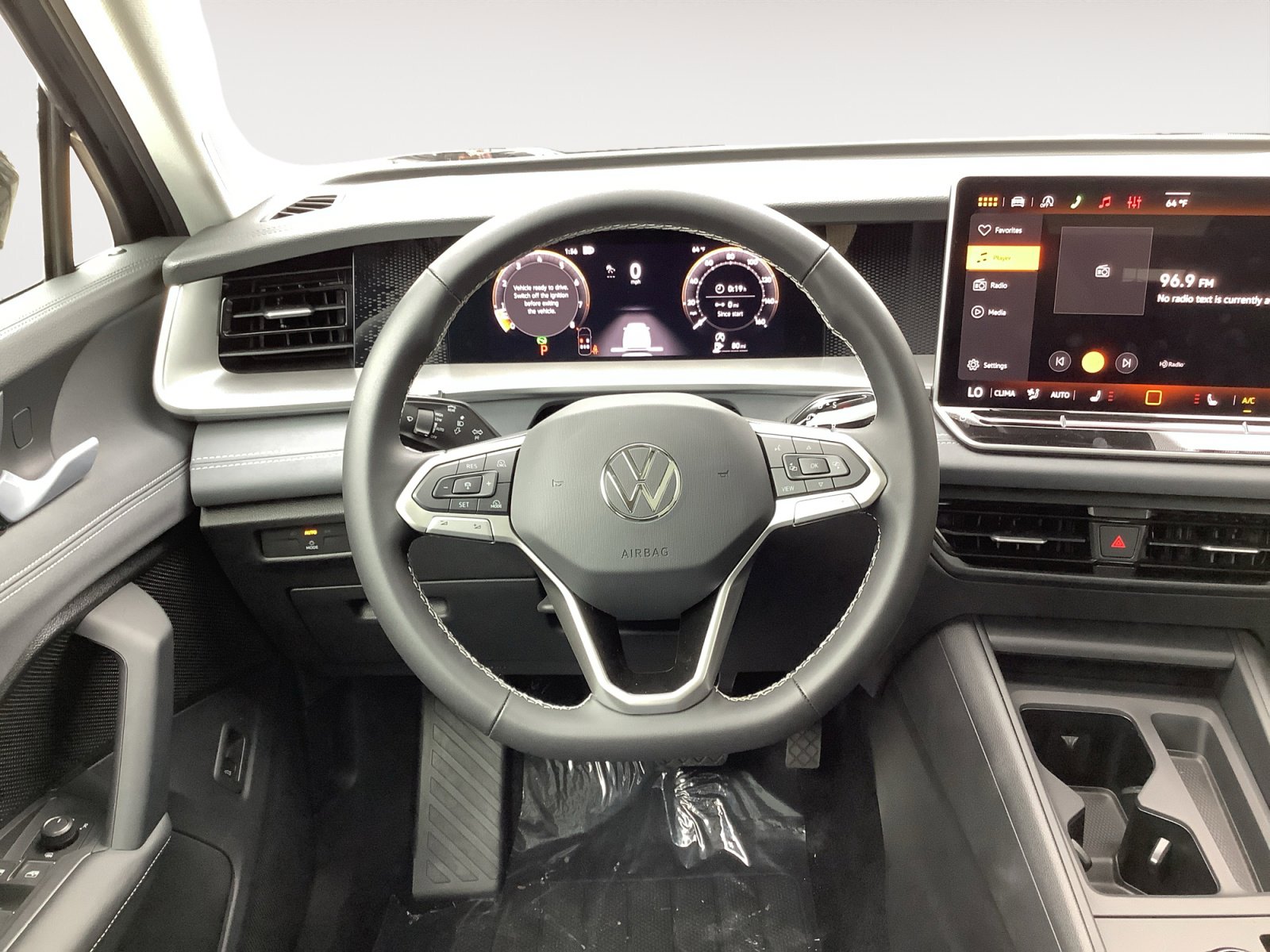 New 2026 Volkswagen Tiguan SE FWD image 15