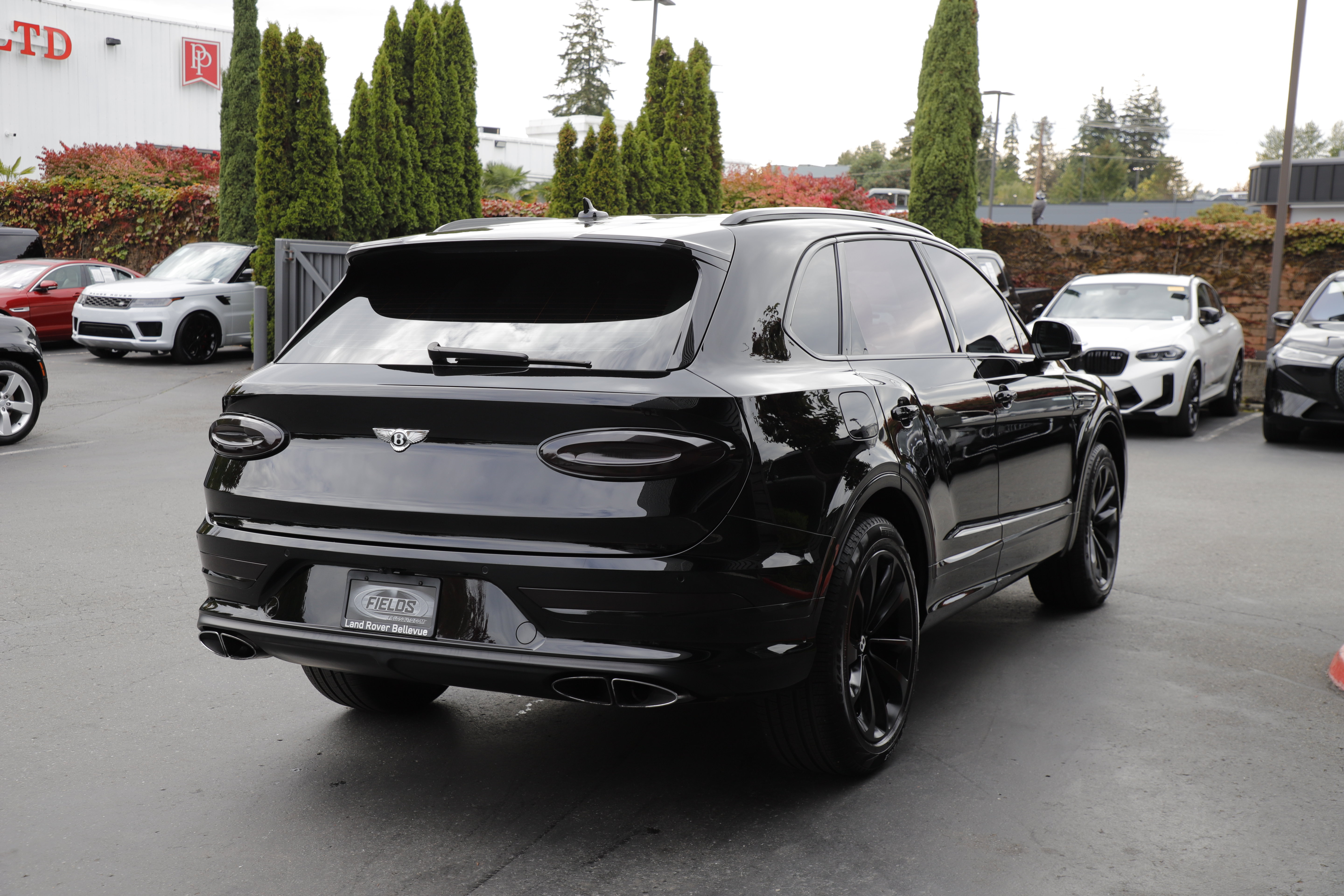 Used 2022 Bentley Bentayga AWD/4WD image 8