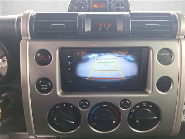 Used 2010 Toyota FJ Cruiser 4WD image 13