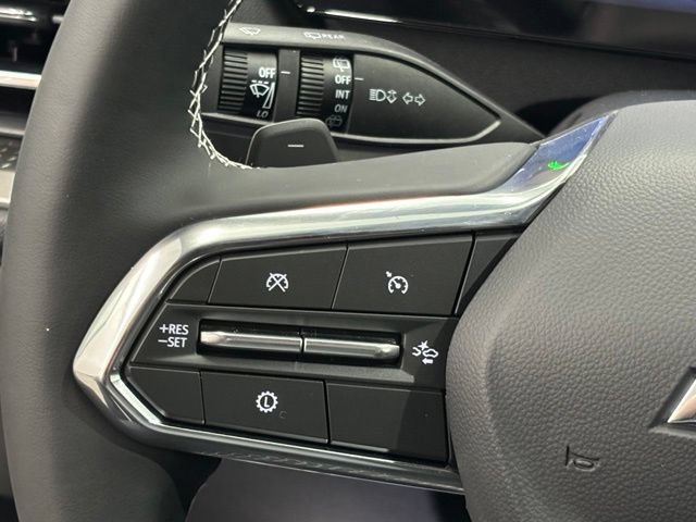 New 2027 Chevrolet Traverse LT w/ Driver Confidence Package FWD image 25