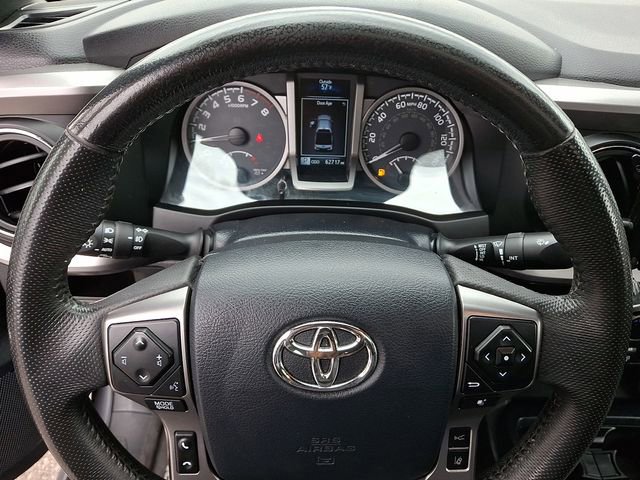 Used 2018 Toyota Tacoma Limited image 22
