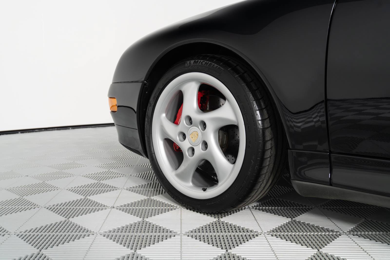 Used 1996 Porsche 911 Turbo RWD image 18