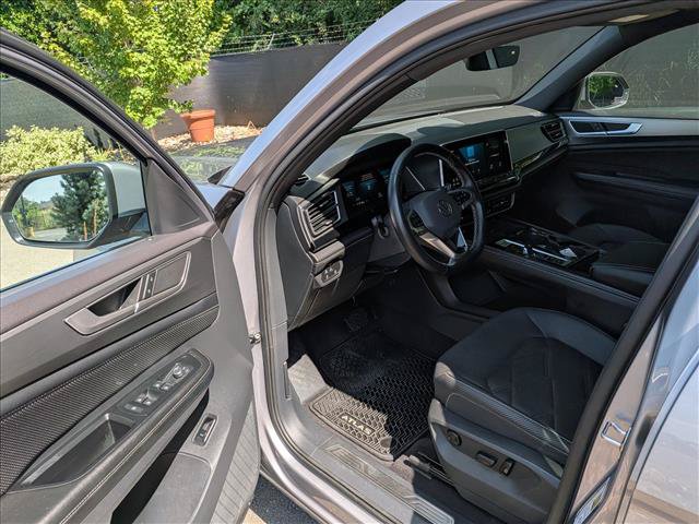 Certified 2024 Volkswagen Atlas Cross Sport SE AWD/4WD image 27