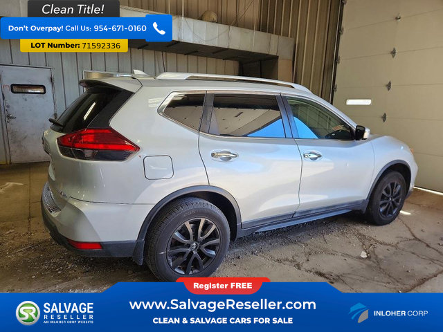 Used 2017 Nissan Rogue SV w/ Sun & Sound Touring Package AWD/4WD image 4