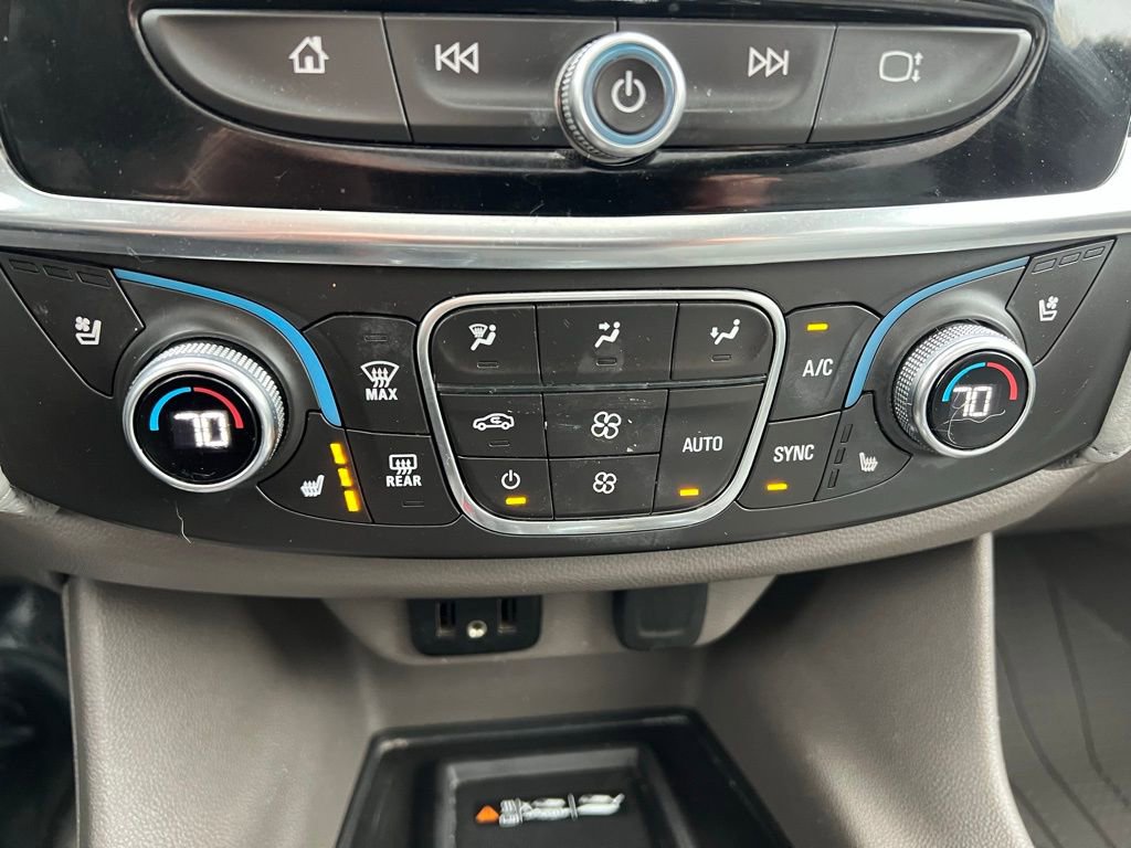 Used 2019 Chevrolet Traverse Premier w/ Driver Confidence II Package image 45