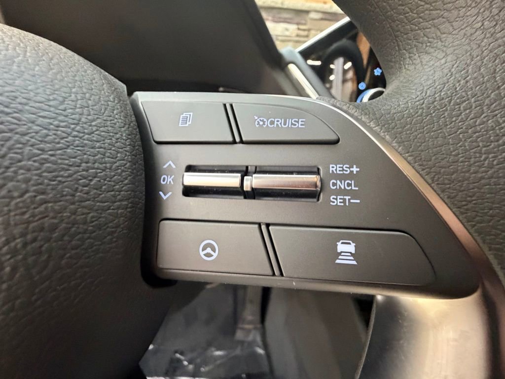 Used 2023 Hyundai Sonata SEL image 21