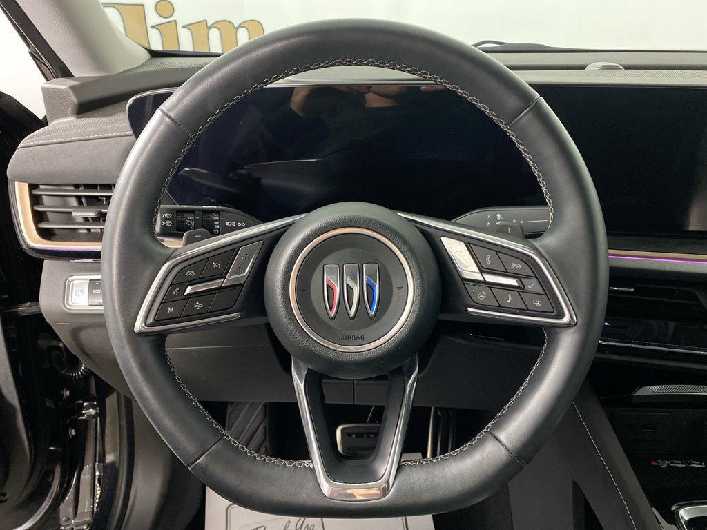 Used 2025 Buick Envision Sport Touring AWD/4WD image 14