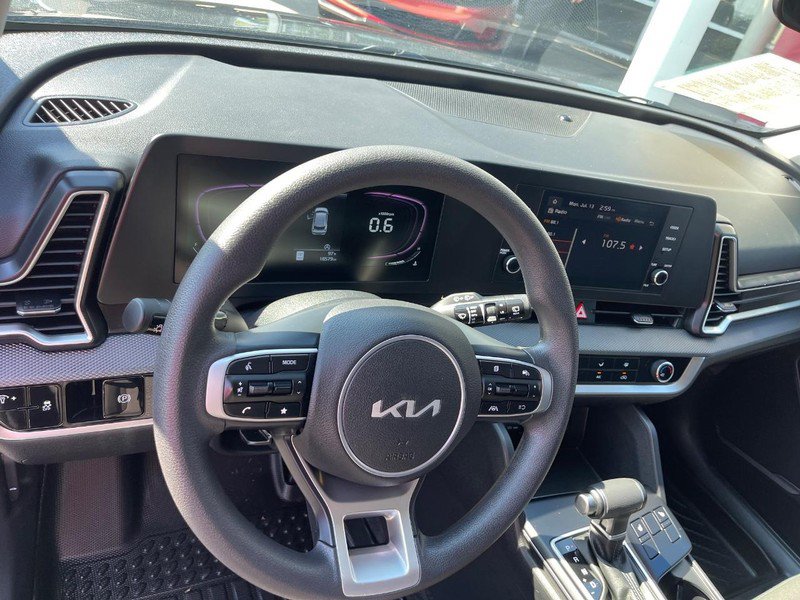 Used 2024 Kia Sportage LX AWD/4WD image 14