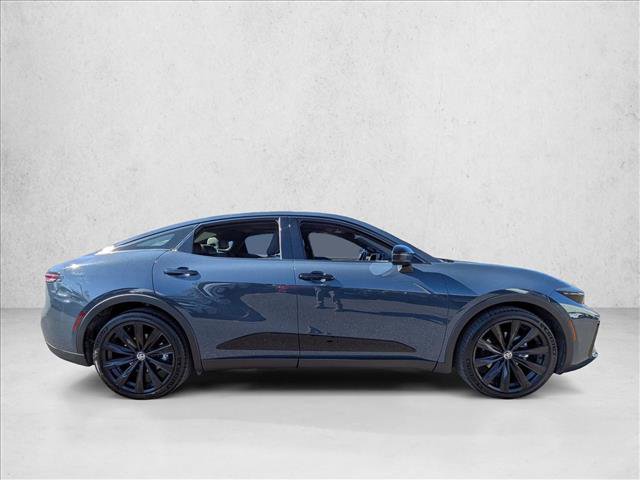 Used 2025 Toyota Crown Nightshade image 4