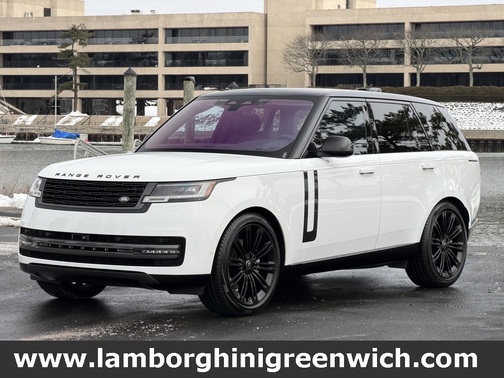 Used 2022 Land Rover Range Rover SE image 1