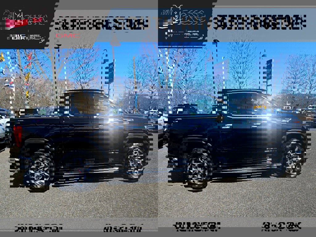 Used 2024 GMC Sierra 1500 SLT w/ SLT Premium Package image 8