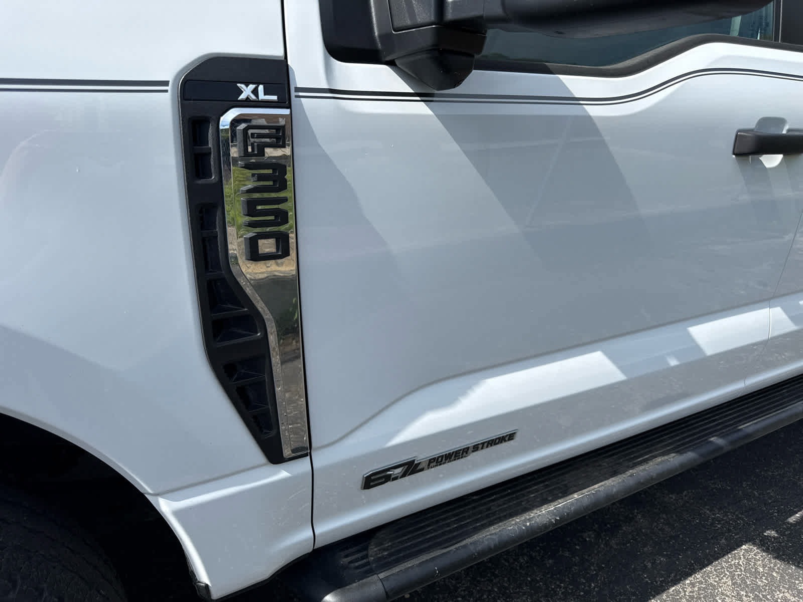 Used 2023 Ford F350 XL w/ 360-Degree Camera Package AWD/4WD image 4