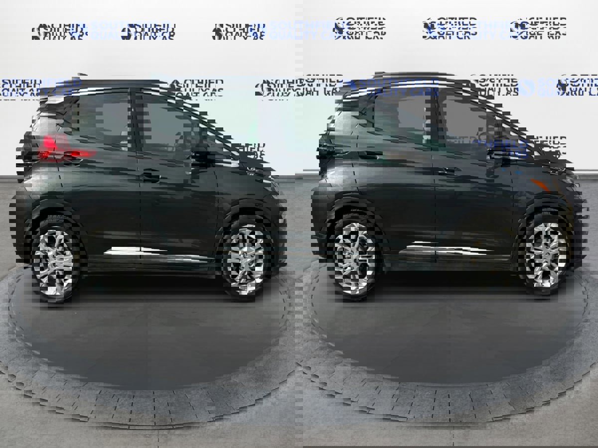 Used 2021 Chevrolet Bolt LT image 8