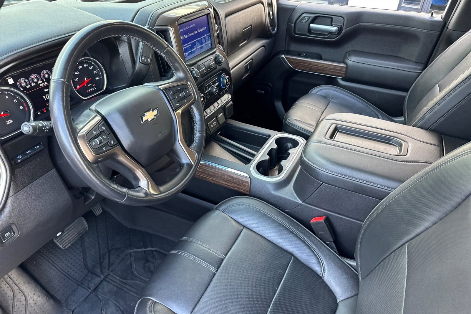 Used 2020 Chevrolet Silverado 1500 High Country w/ Technology Package image 9