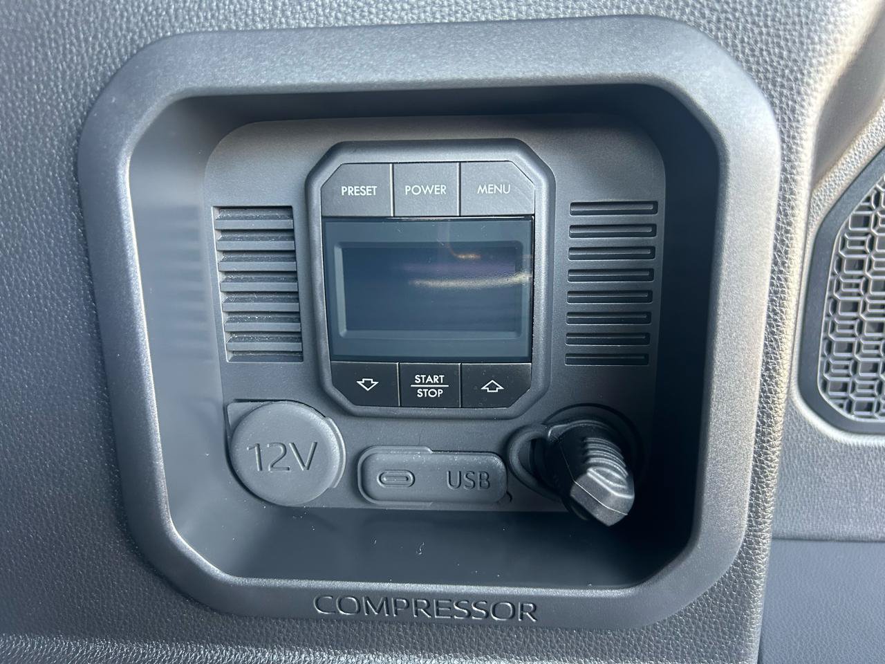 Used 2025 Toyota 4Runner Trailhunter AWD/4WD image 37