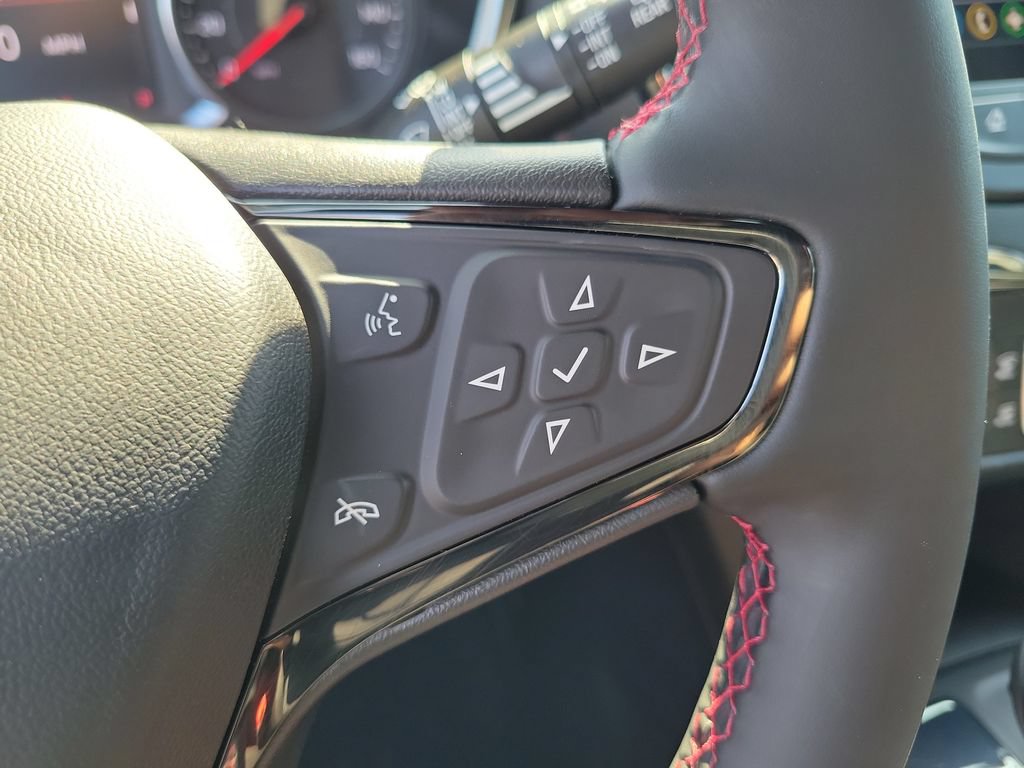 Used 2023 Chevrolet Equinox RS FWD image 6