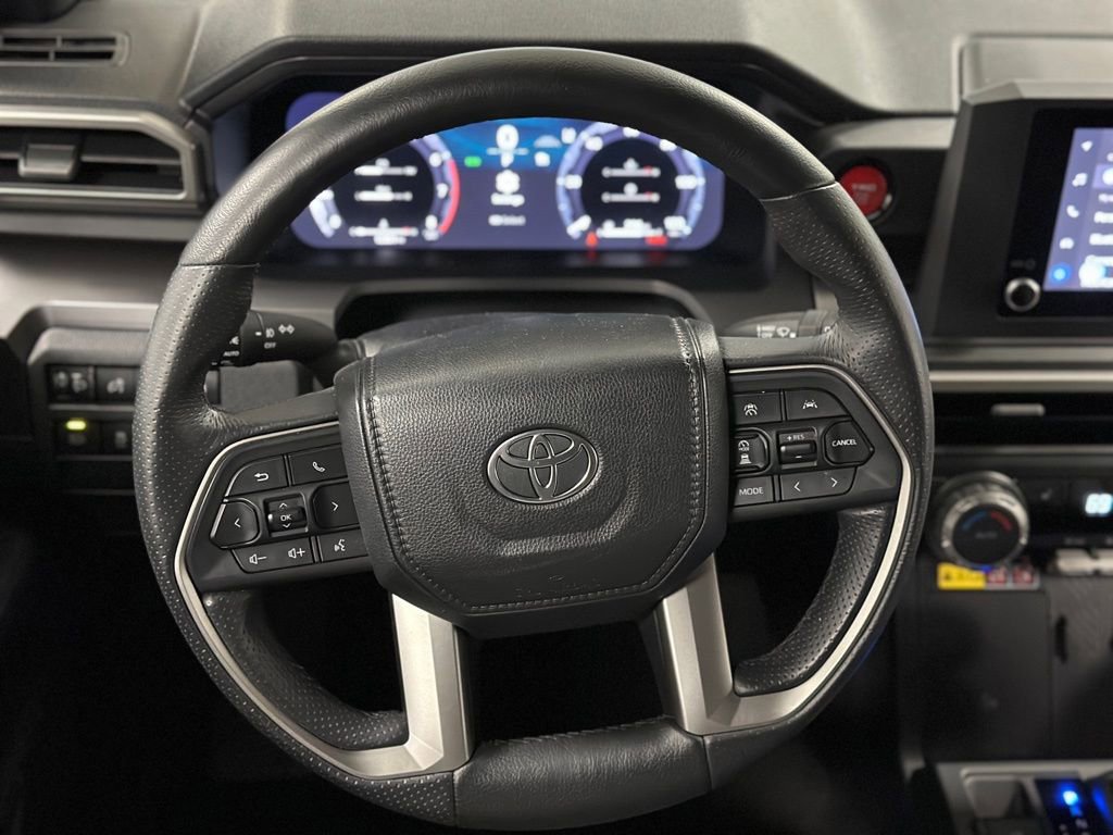 Used 2025 Toyota 4Runner TRD Off-Road image 4