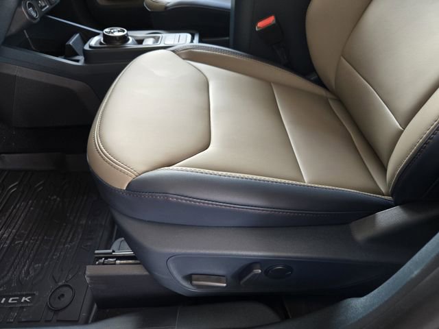 New 2025 Ford Maverick Lariat w/ 4K Tow Package image 18