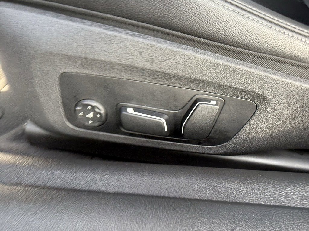 Used 2024 BMW 430i xDrive Coupe w/ Premium Package image 10