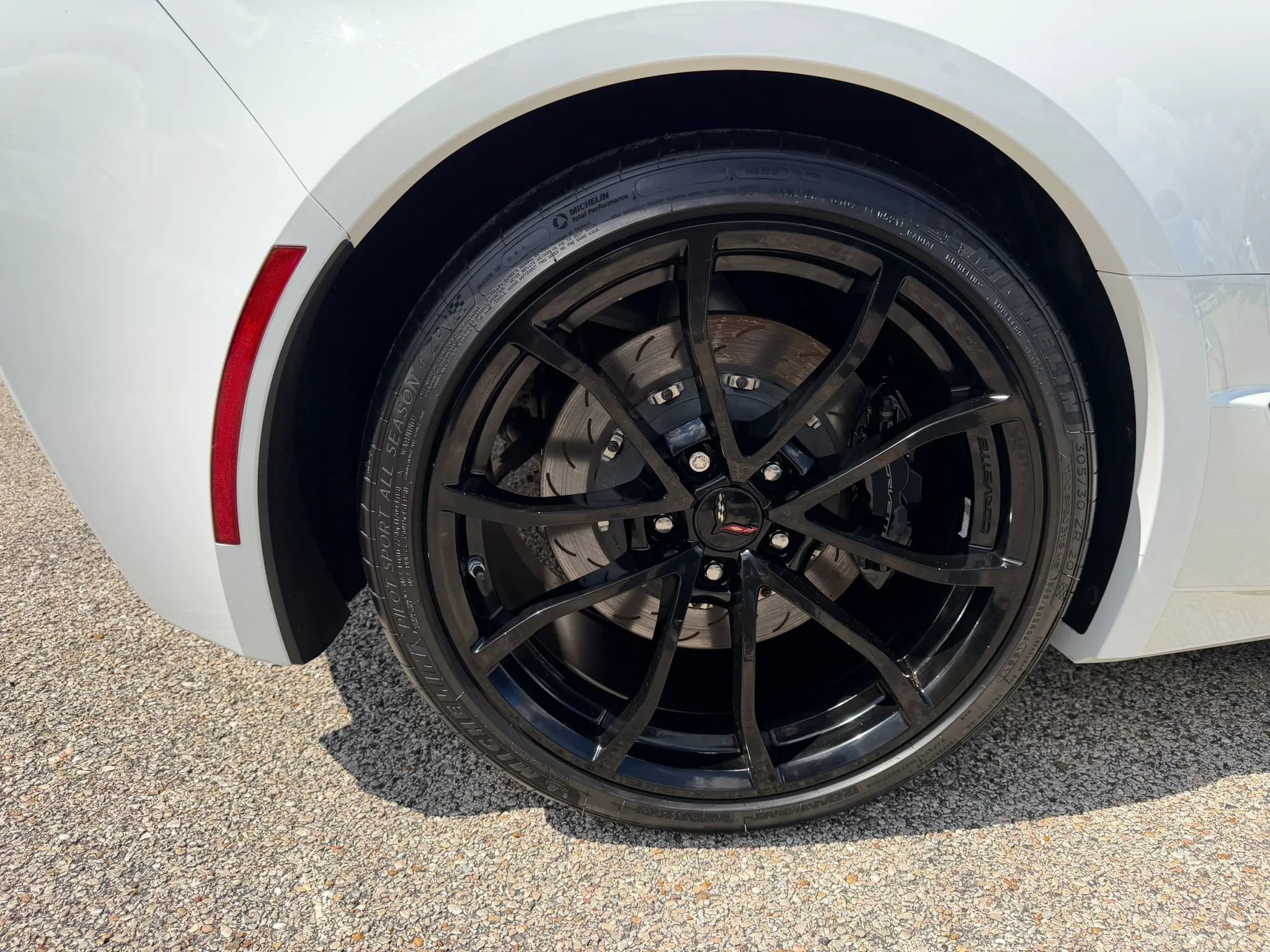Used 2017 Chevrolet Corvette Grand Sport RWD image 15