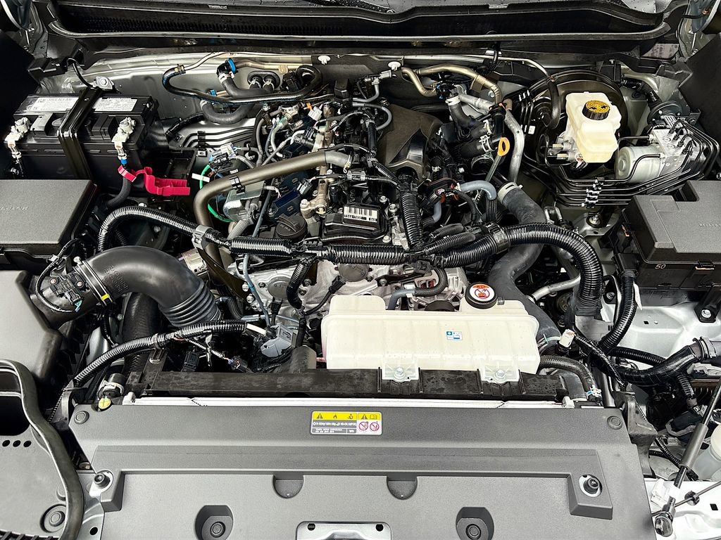 Used 2025 Toyota Tacoma SR5 image 28