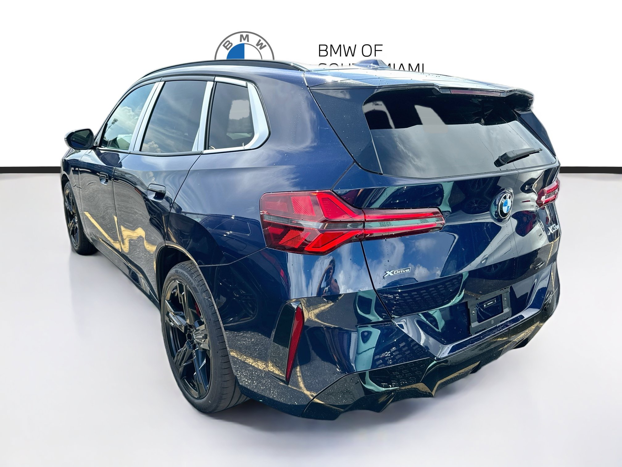 New 2026 BMW X3 xDrive30i w/ Premium Package AWD/4WD image 4