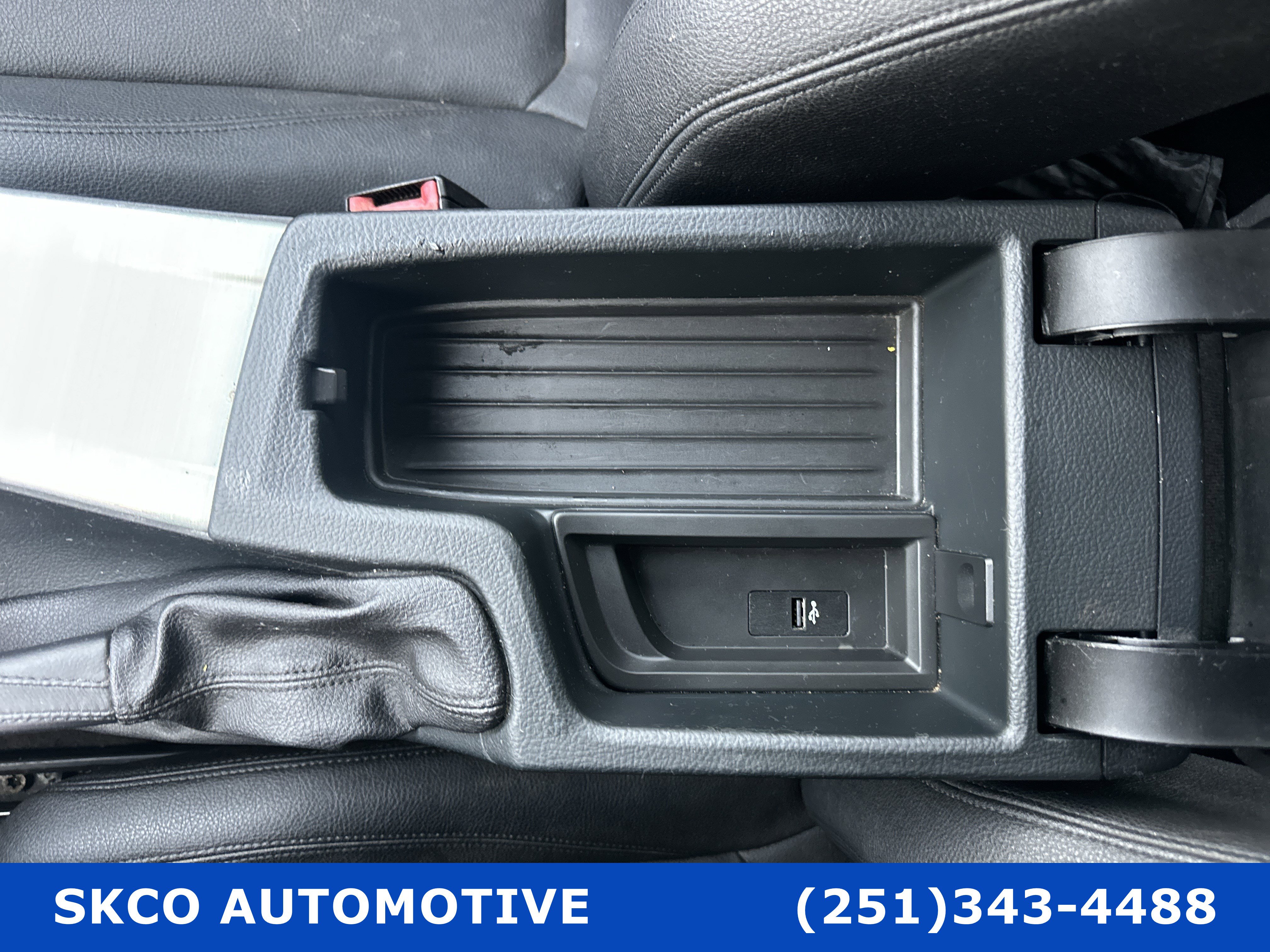 Used 2018 BMW 320i Sedan RWD image 25