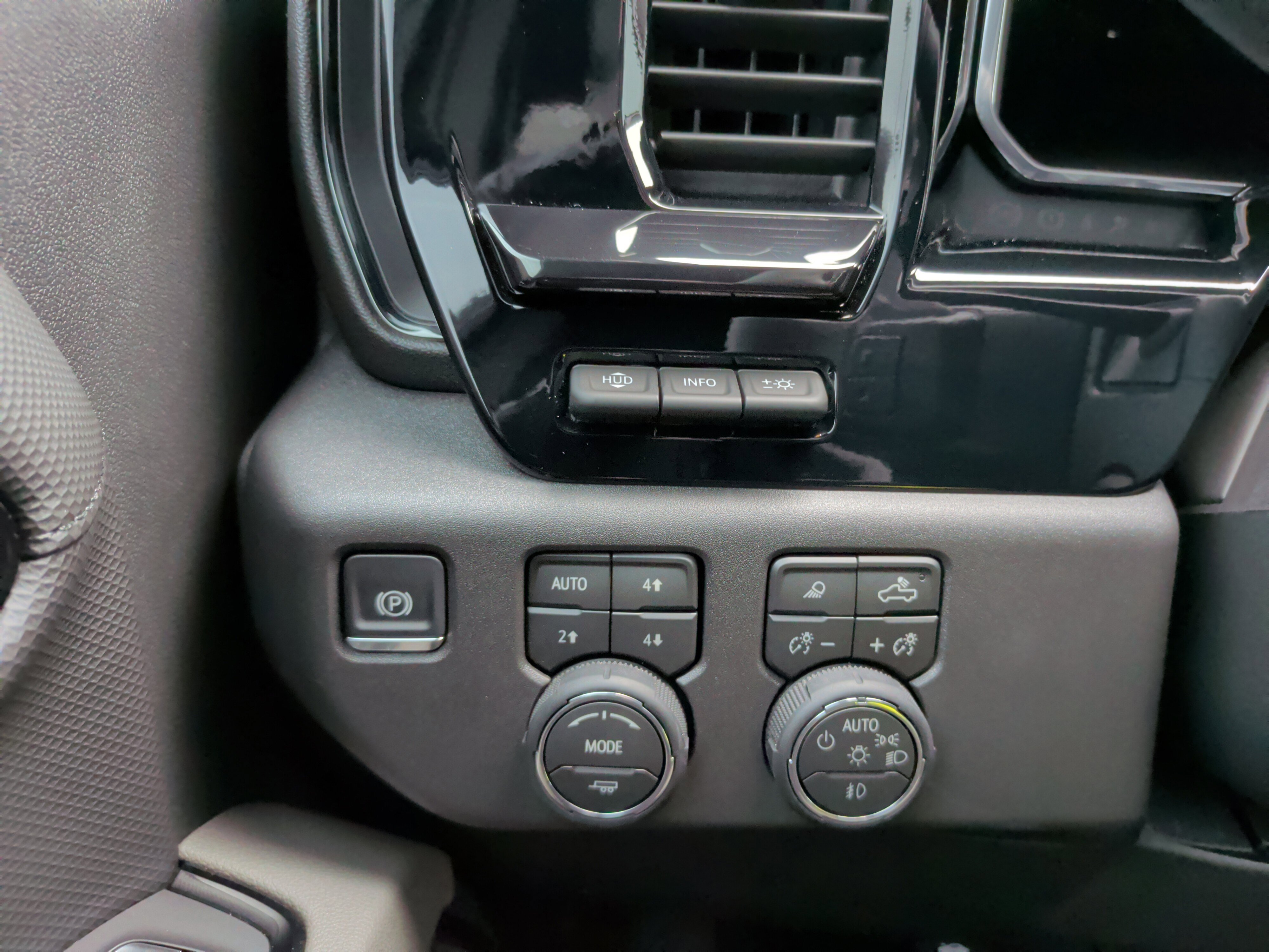 Used 2026 Chevrolet Silverado 1500 ZR2 w/ ZR2 Bison Edition image 30