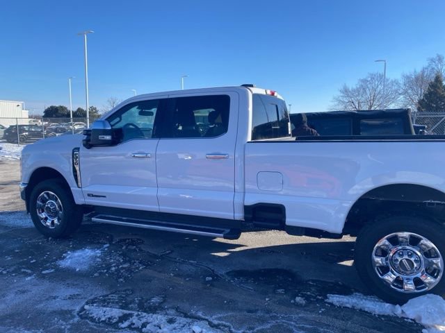 Used 2023 Ford F350 Lariat w/ Chrome Package image 5