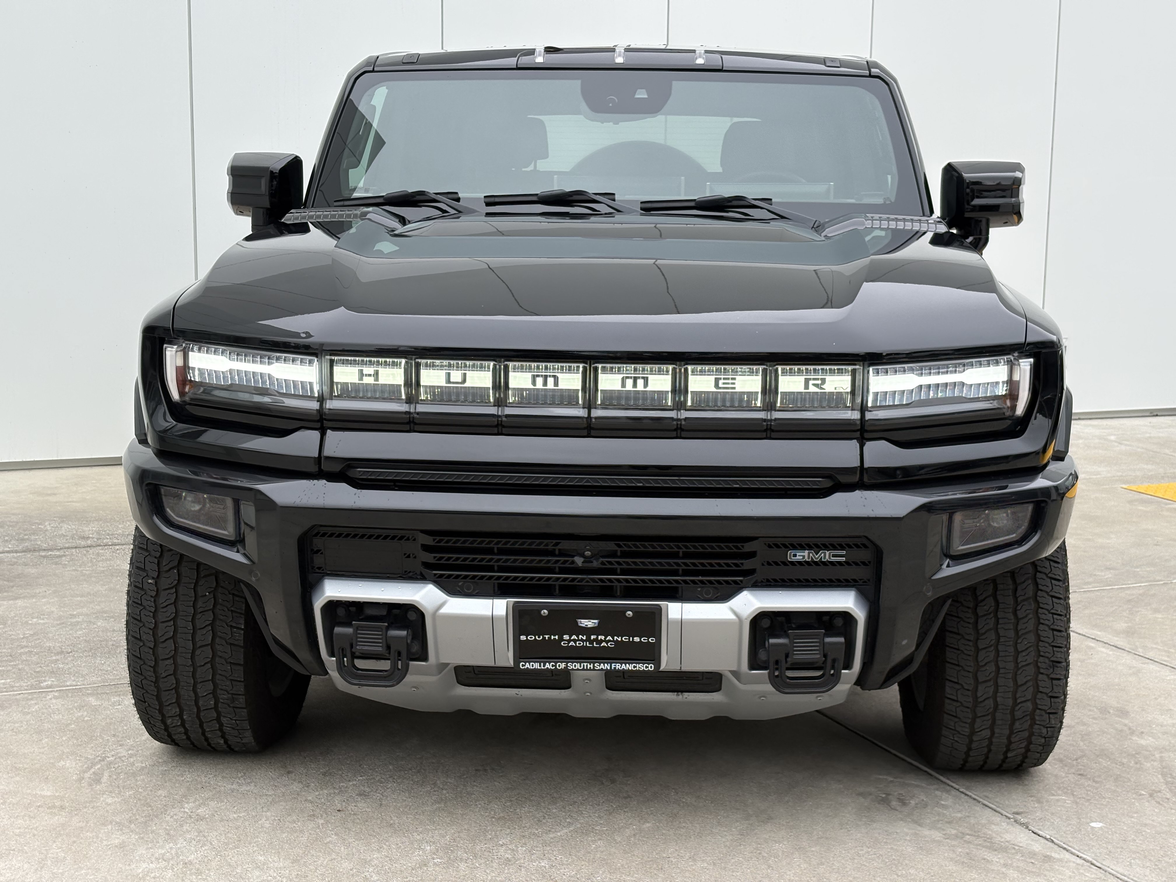 Used 2025 GMC Hummer EV 3X w/ LPO, Cargo Utility Package AWD/4WD image 3