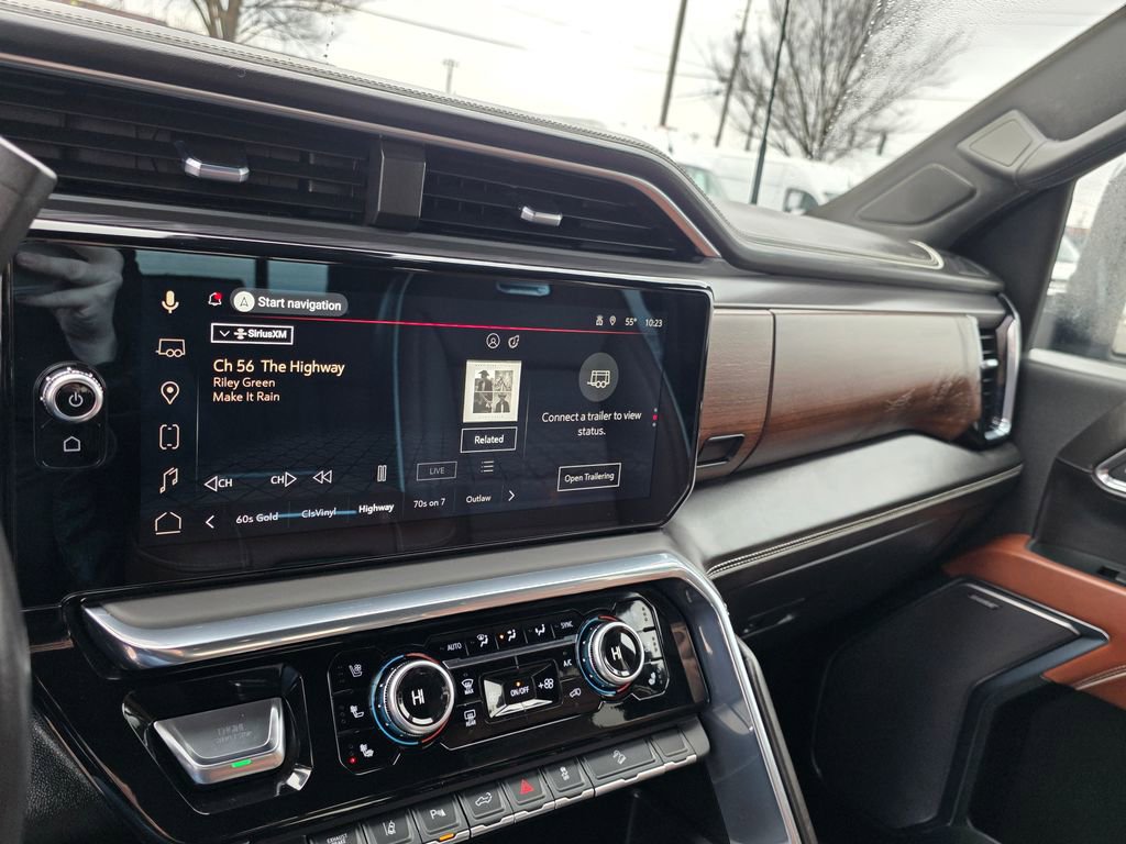 Used 2024 GMC Sierra 2500 Denali Ultimate image 26