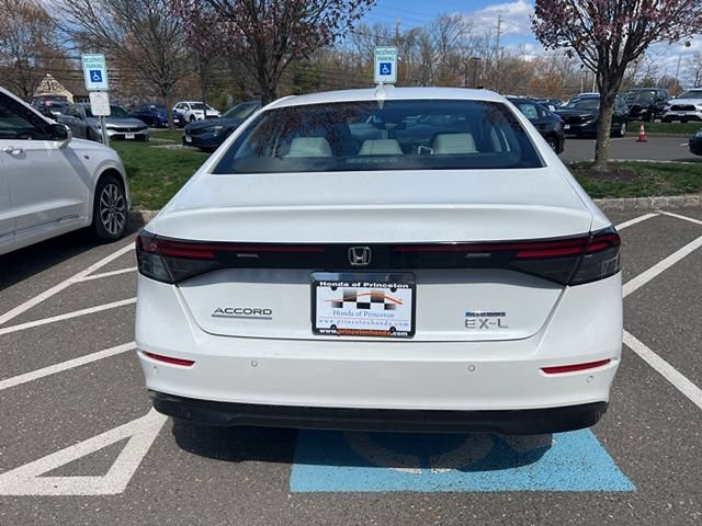Used 2024 Honda Accord EX-L image 5