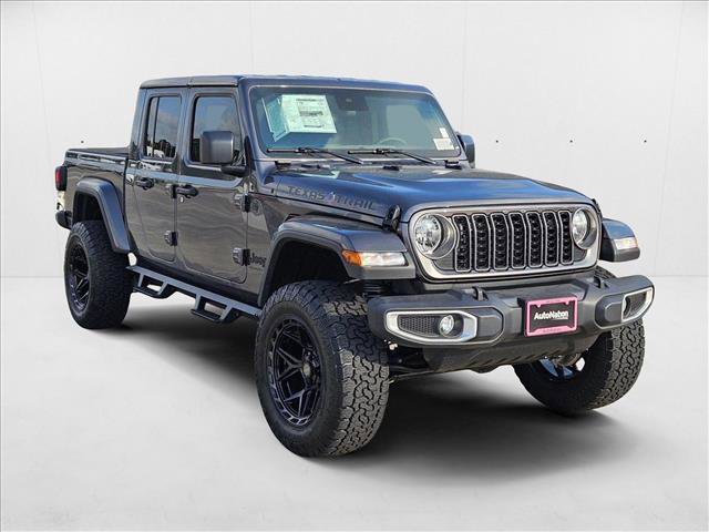 New 2025 Jeep Gladiator Sport image 3
