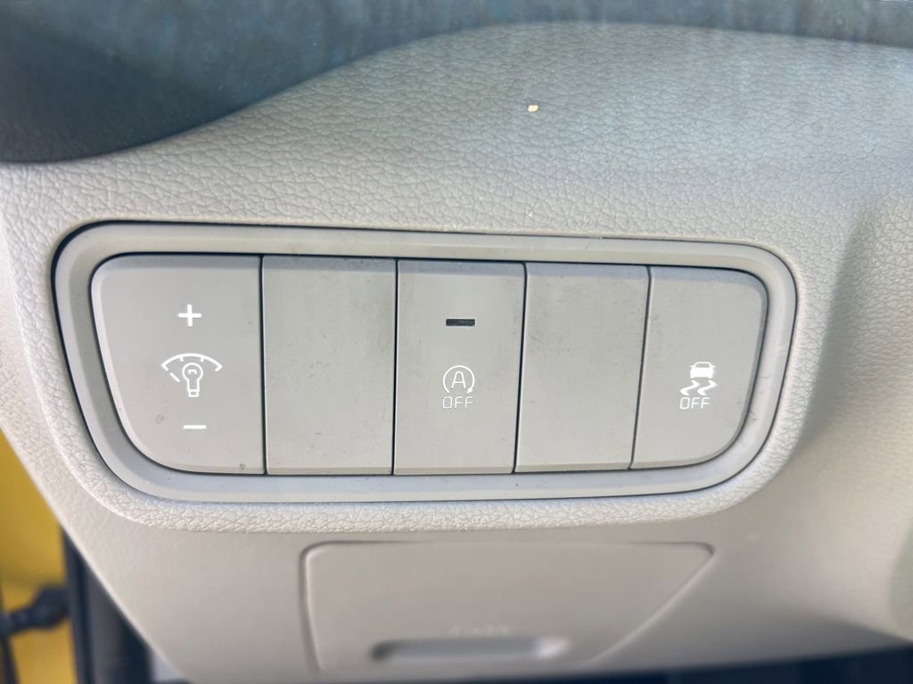 Used 2020 Kia Soul LX image 19