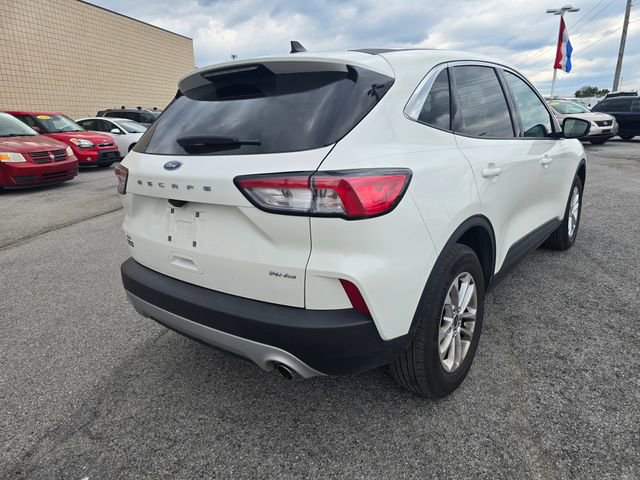 Used 2021 Ford Escape SE w/ Convenience Package AWD/4WD image 3