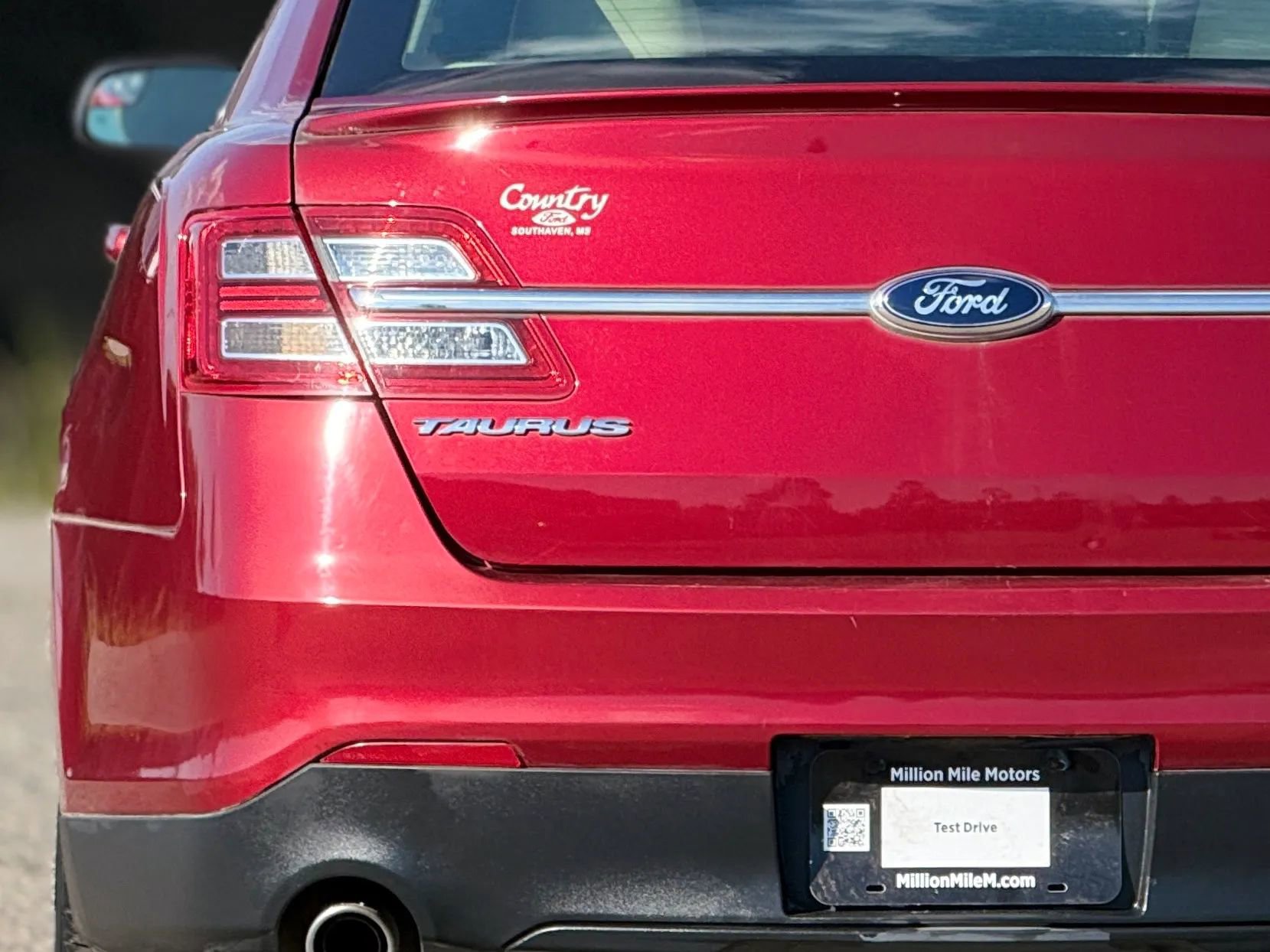 Used 2013 Ford Taurus SEL image 13