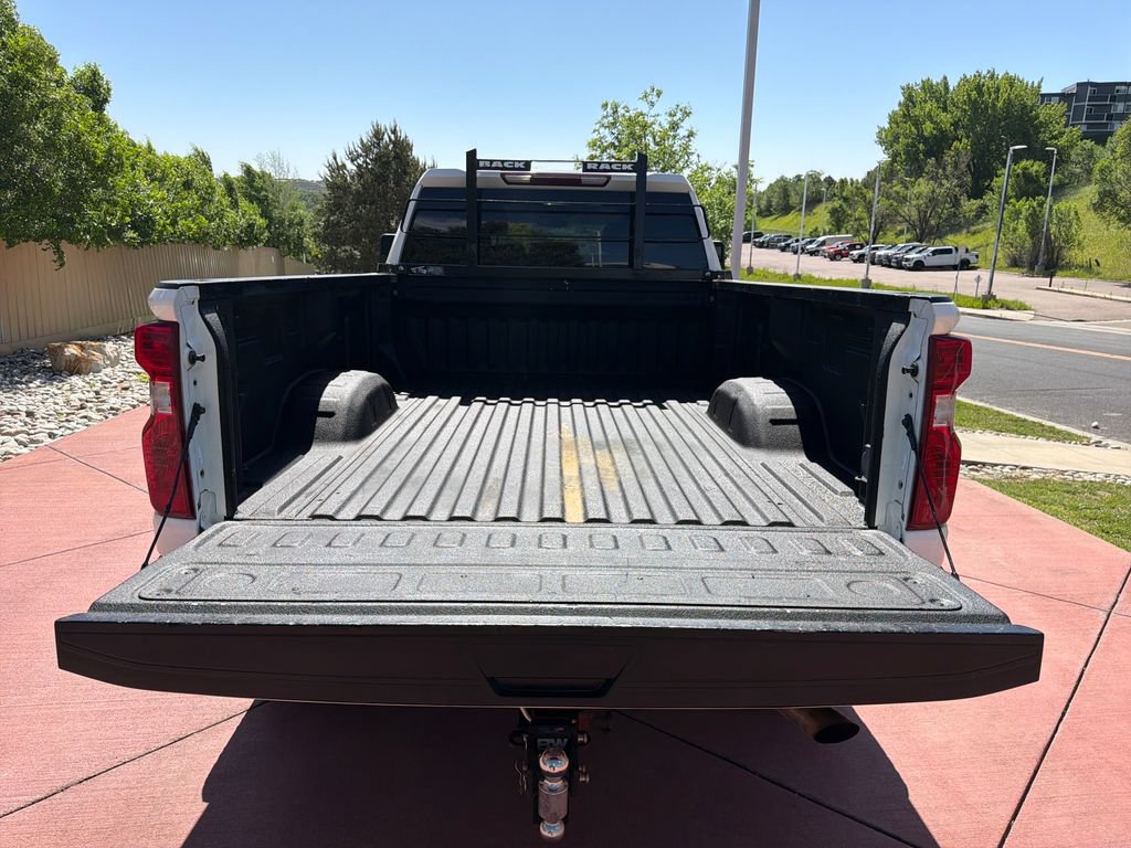 Used 2020 Chevrolet Silverado 3500 LT AWD/4WD image 26