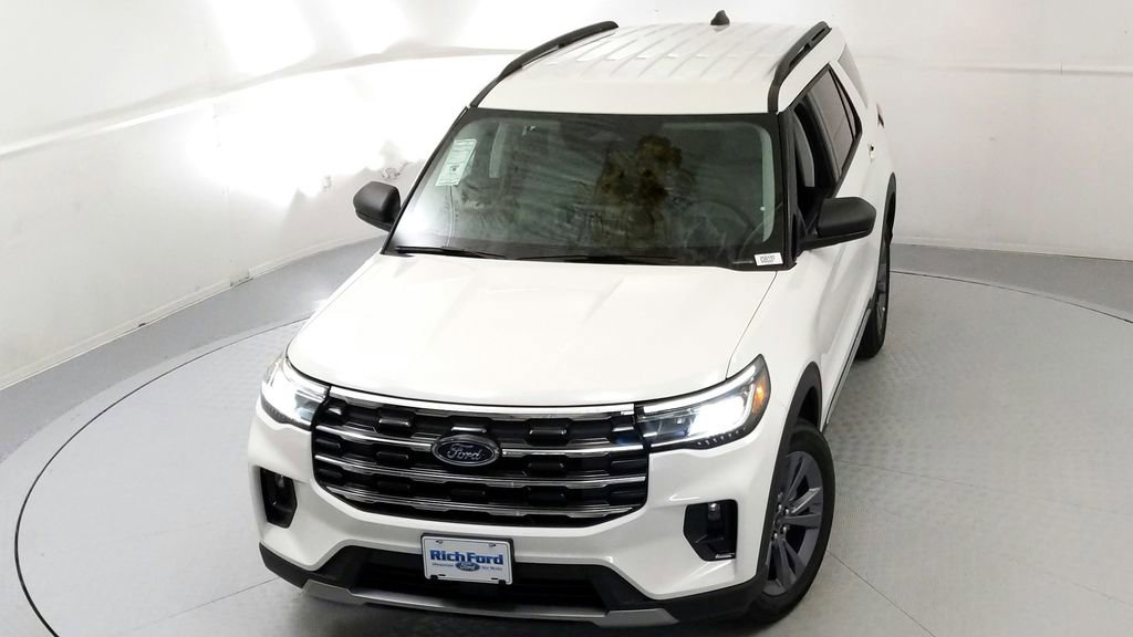 New 2025 Ford Explorer Active w/ Active Comfort Package image 20