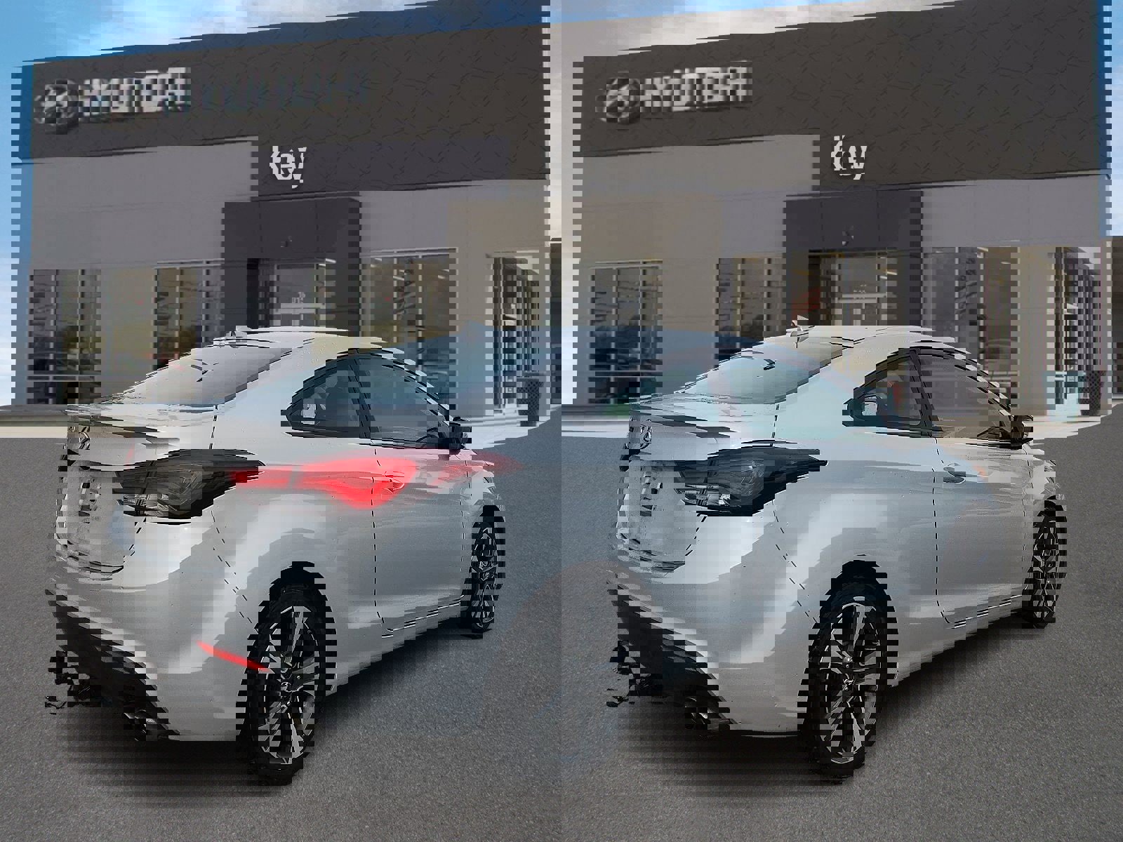 Used 2014 Hyundai Elantra w/ Option Group 2 image 4