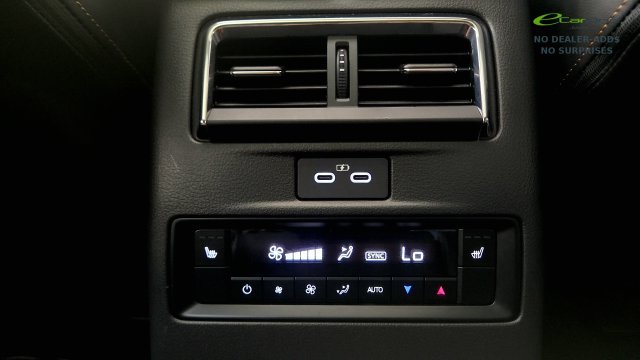 Used 2025 MAZDA CX-70 Plug-In Hybrid w/ Premium Plus AWD/4WD image 55