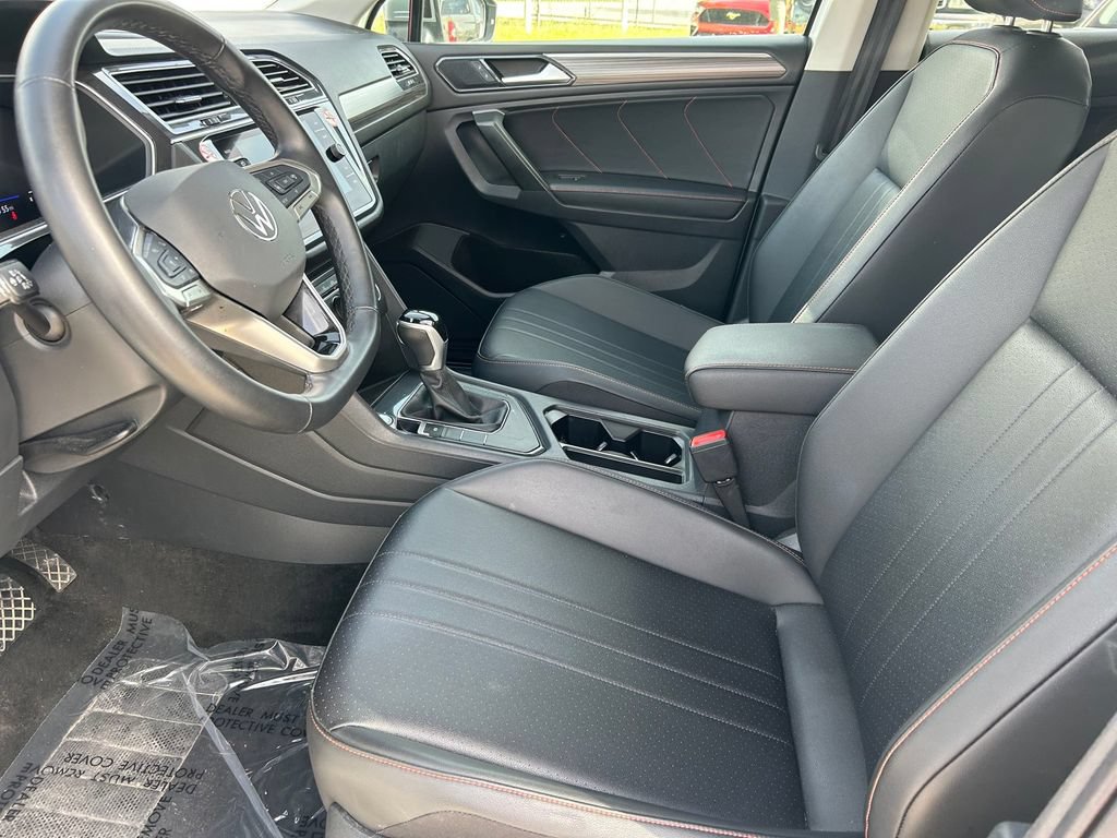 Used 2024 Volkswagen Tiguan Wolfsburg Edition FWD image 11