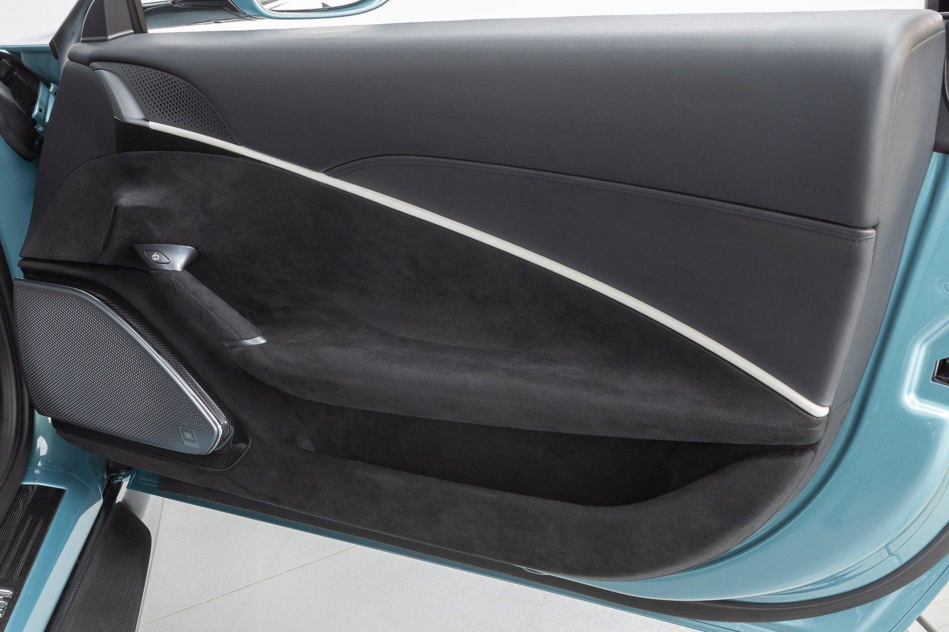 Certified 2024 Ferrari Roma Spider RWD image 41