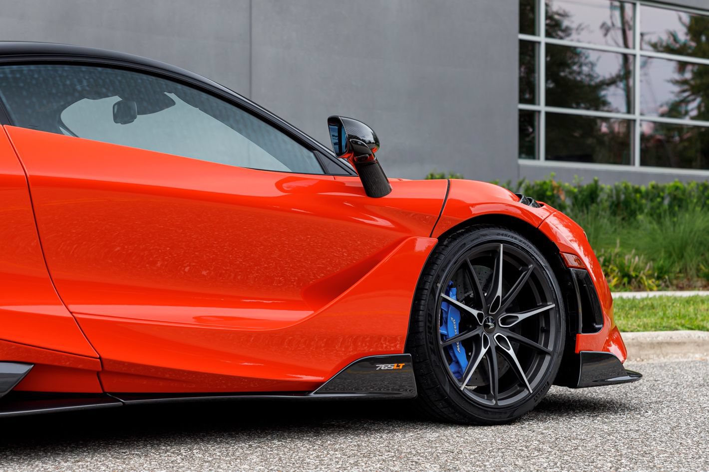 Used 2021 McLaren 765LT RWD image 15