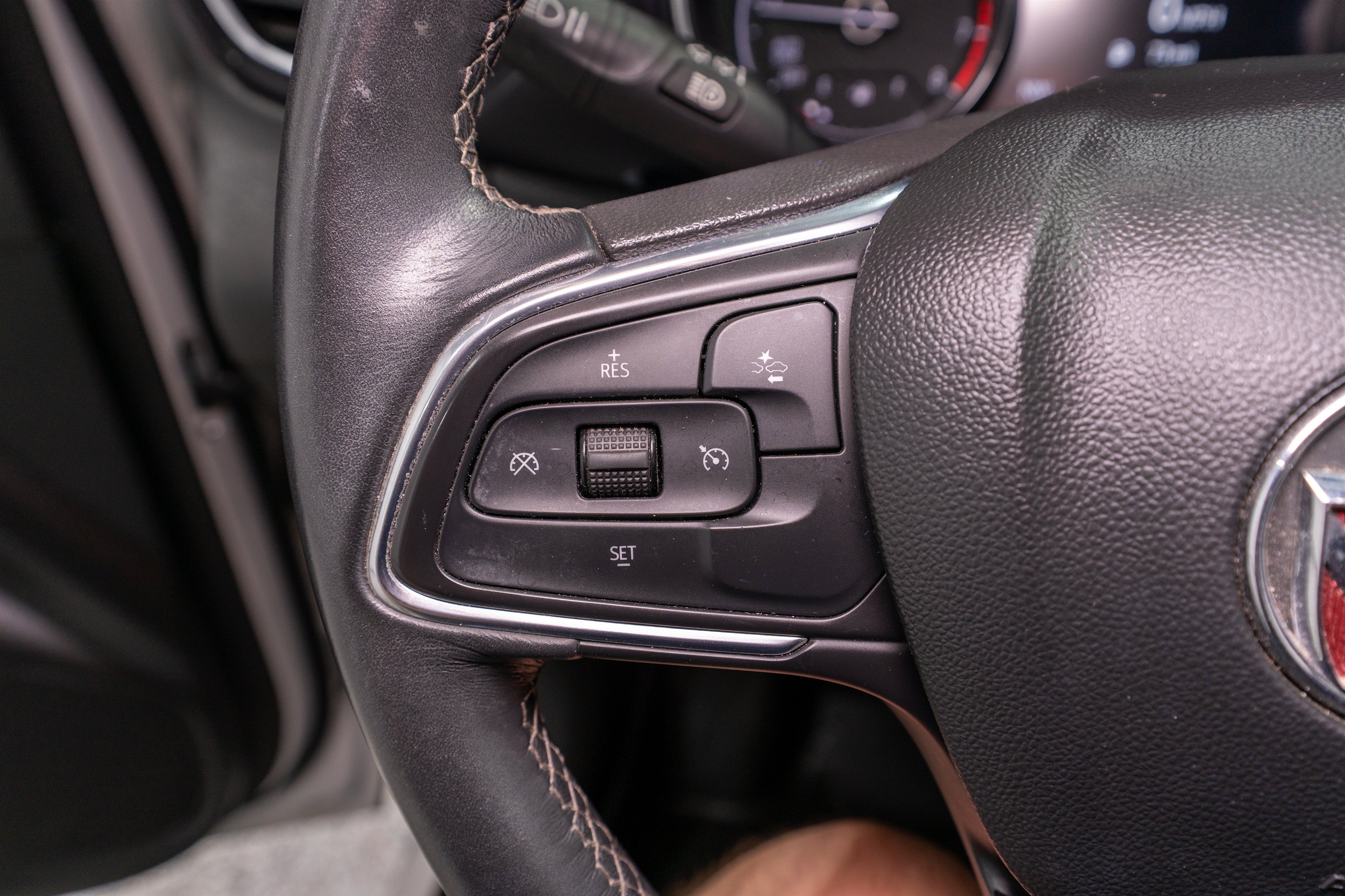Used 2021 Buick Encore GX Select FWD image 27