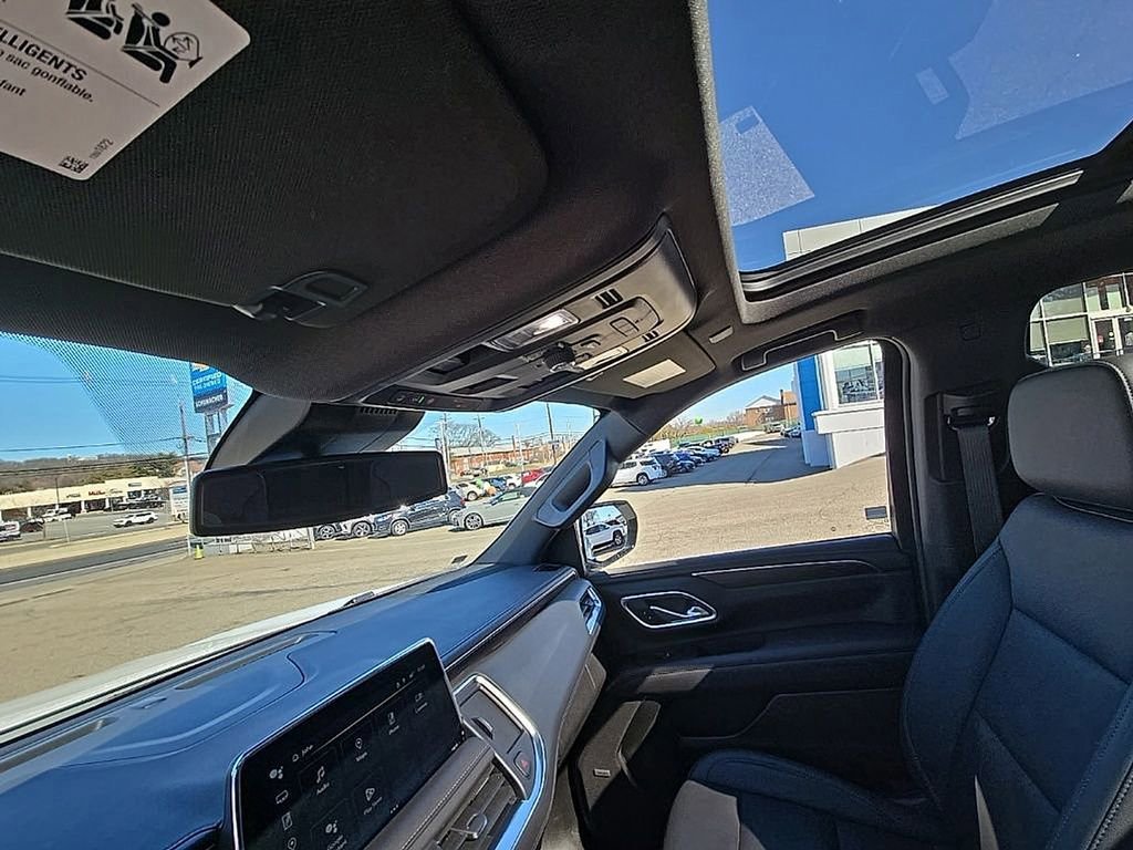 Used 2024 Chevrolet Tahoe Z71 w/ Luxury Package image 19