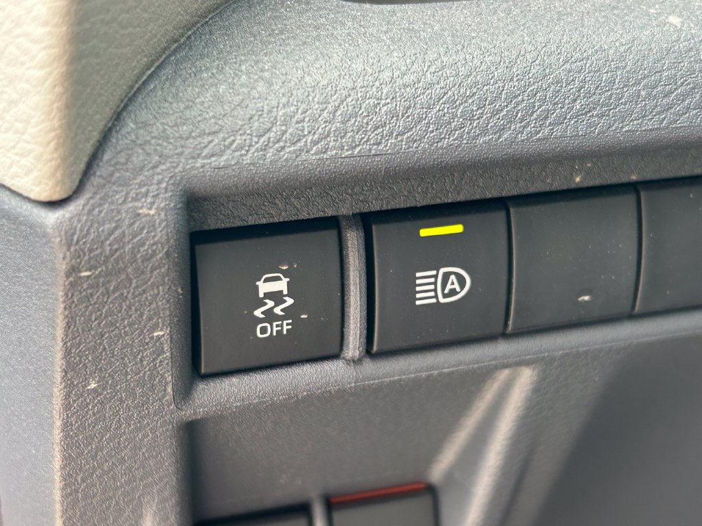 Used 2023 Toyota Sienna Limited AWD/4WD image 29