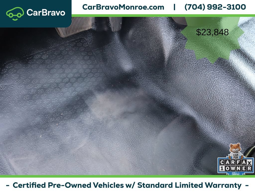 Used 2022 RAM 1500 Tradesman w/ Chrome Appearance Group AWD/4WD image 16