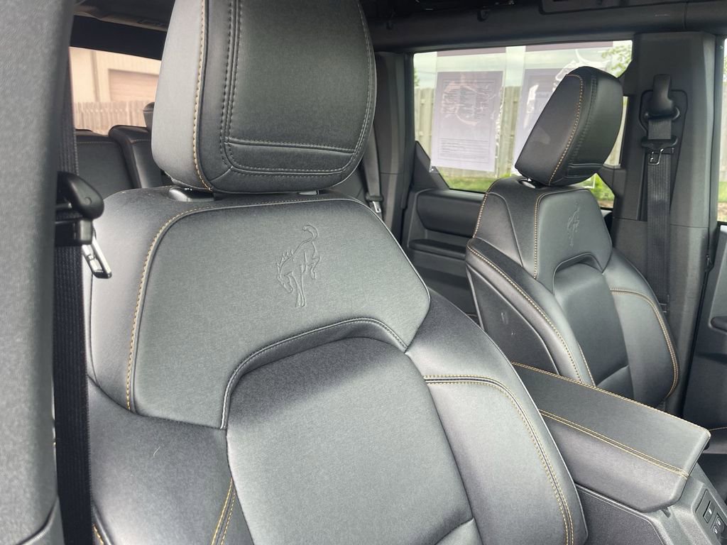 Used 2024 Ford Bronco Badlands AWD/4WD image 40