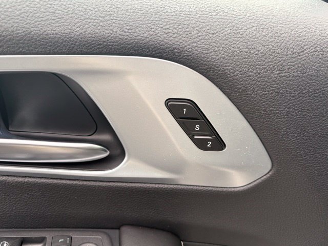 New 2026 Chrysler Pacifica Limited w/ S Appearance Package FWD image 14