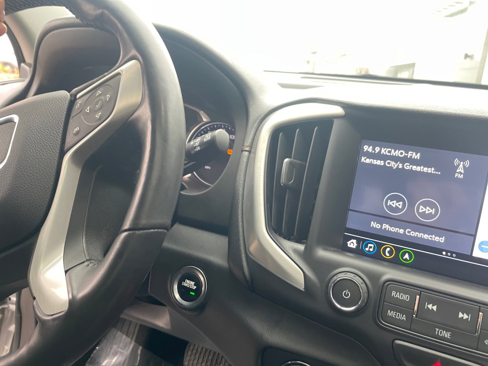 Used 2018 GMC Terrain SLT w/ Preferred Package image 25